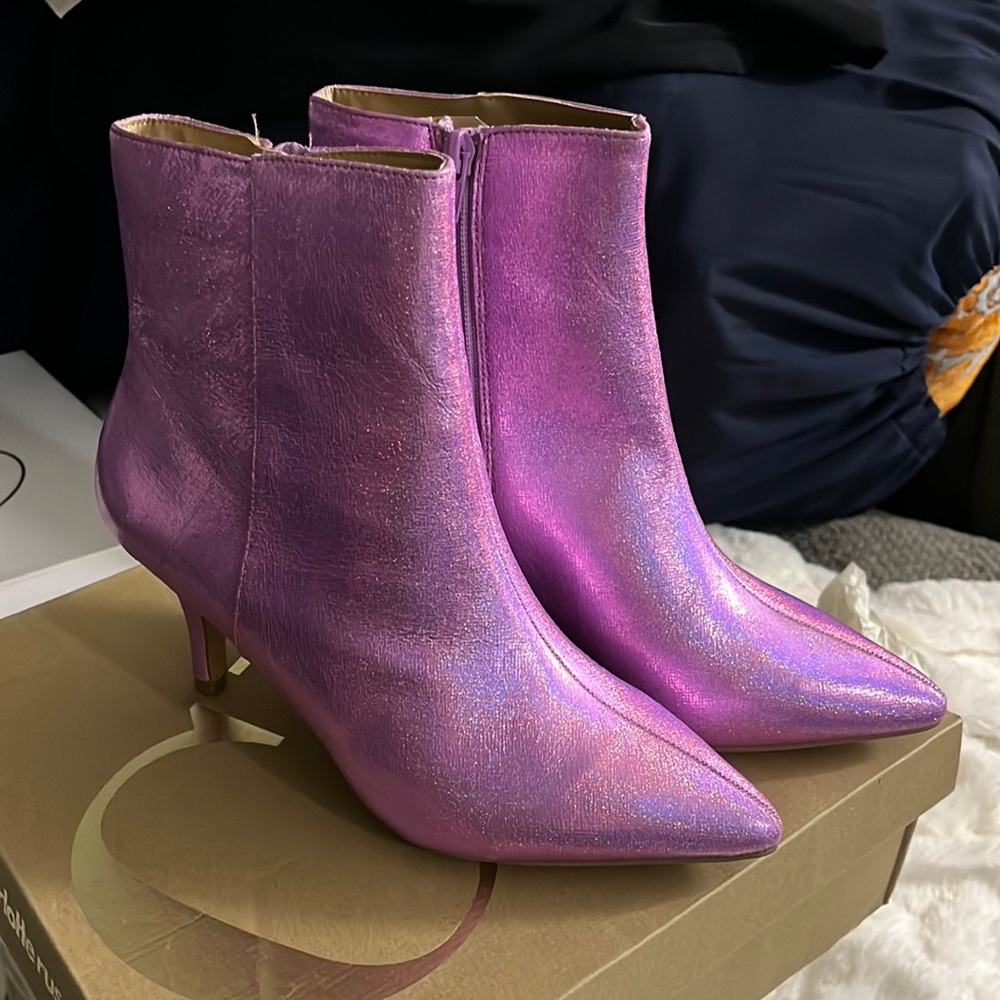 Booties pink metallic kitten heel never worn